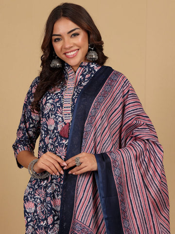 Varanga Women Ethnic Floral Printed Mandarin Collar Kurta With Stripper Trouser & Dupatta